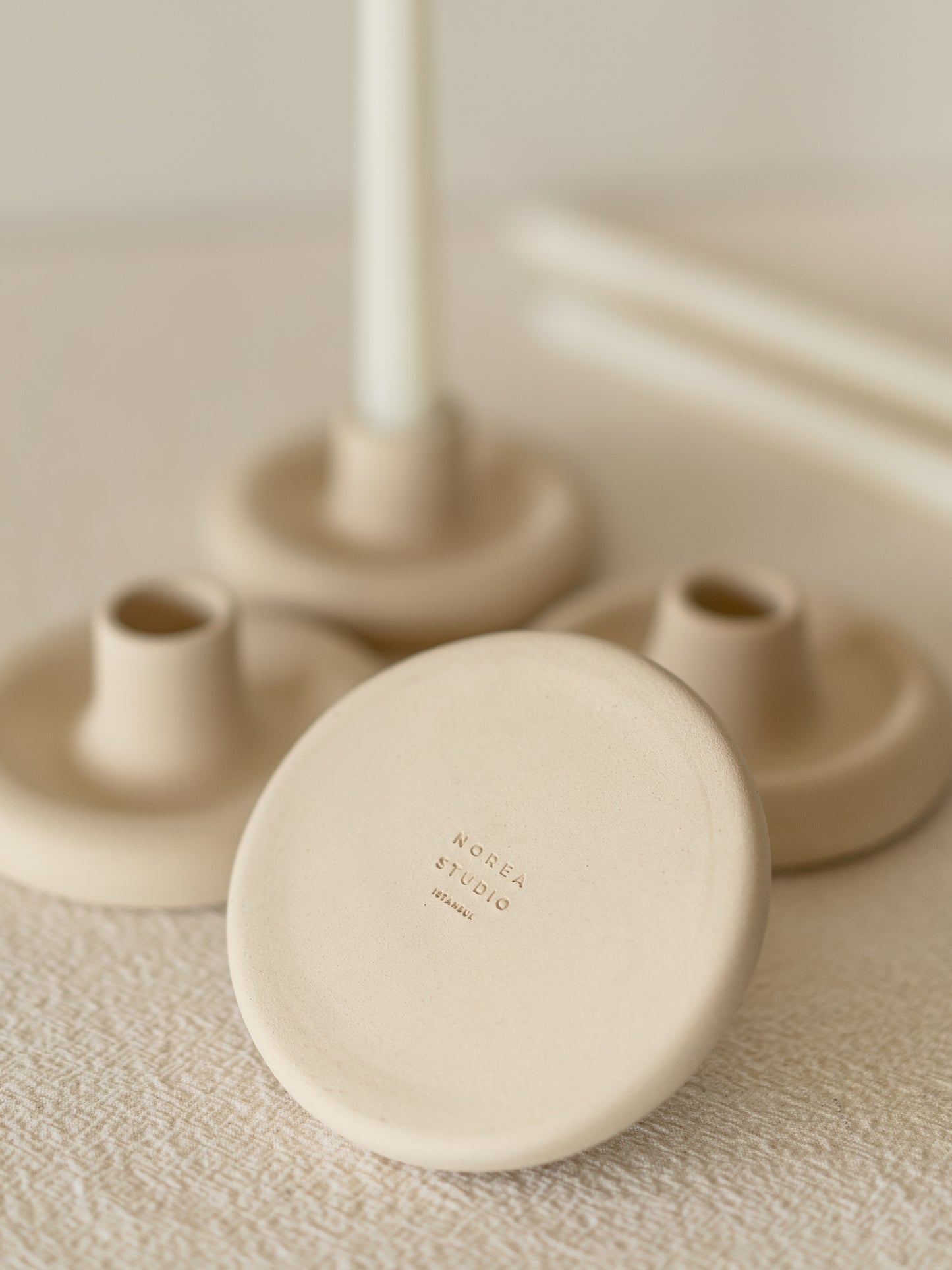 Quiet Candle Holder